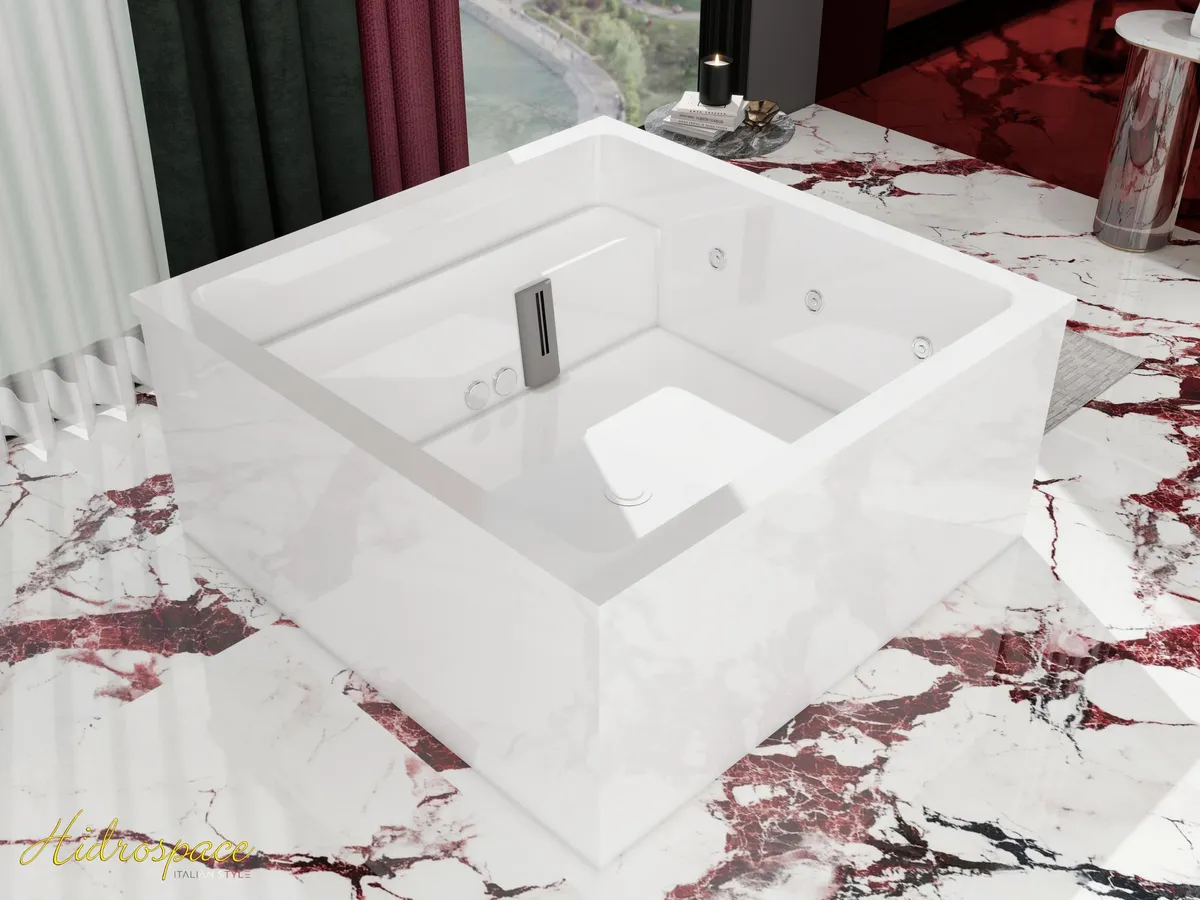 QUEEN 160 x 160 MINI WHIRLPOOL